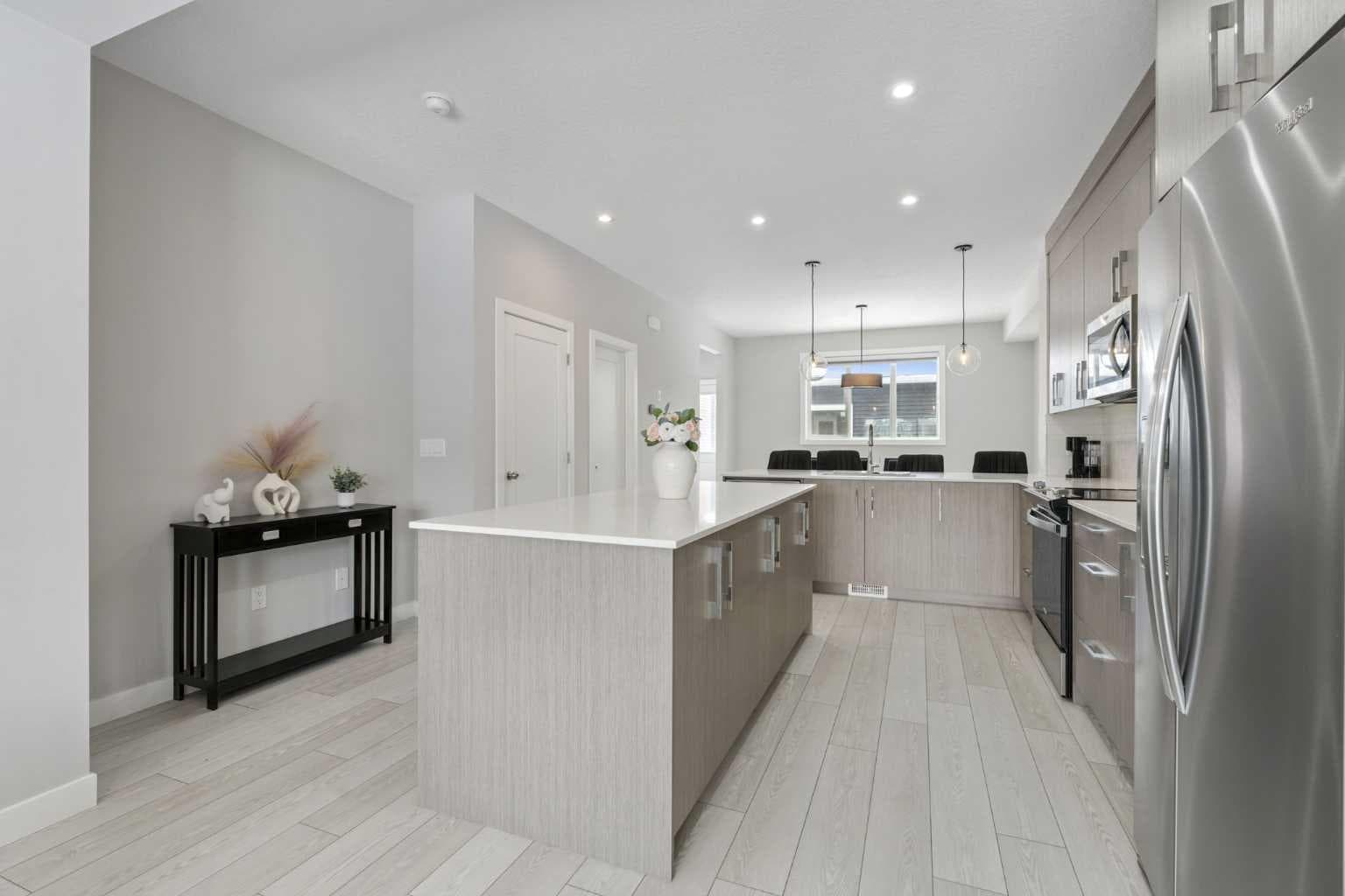 556 Chelsea Gardens 