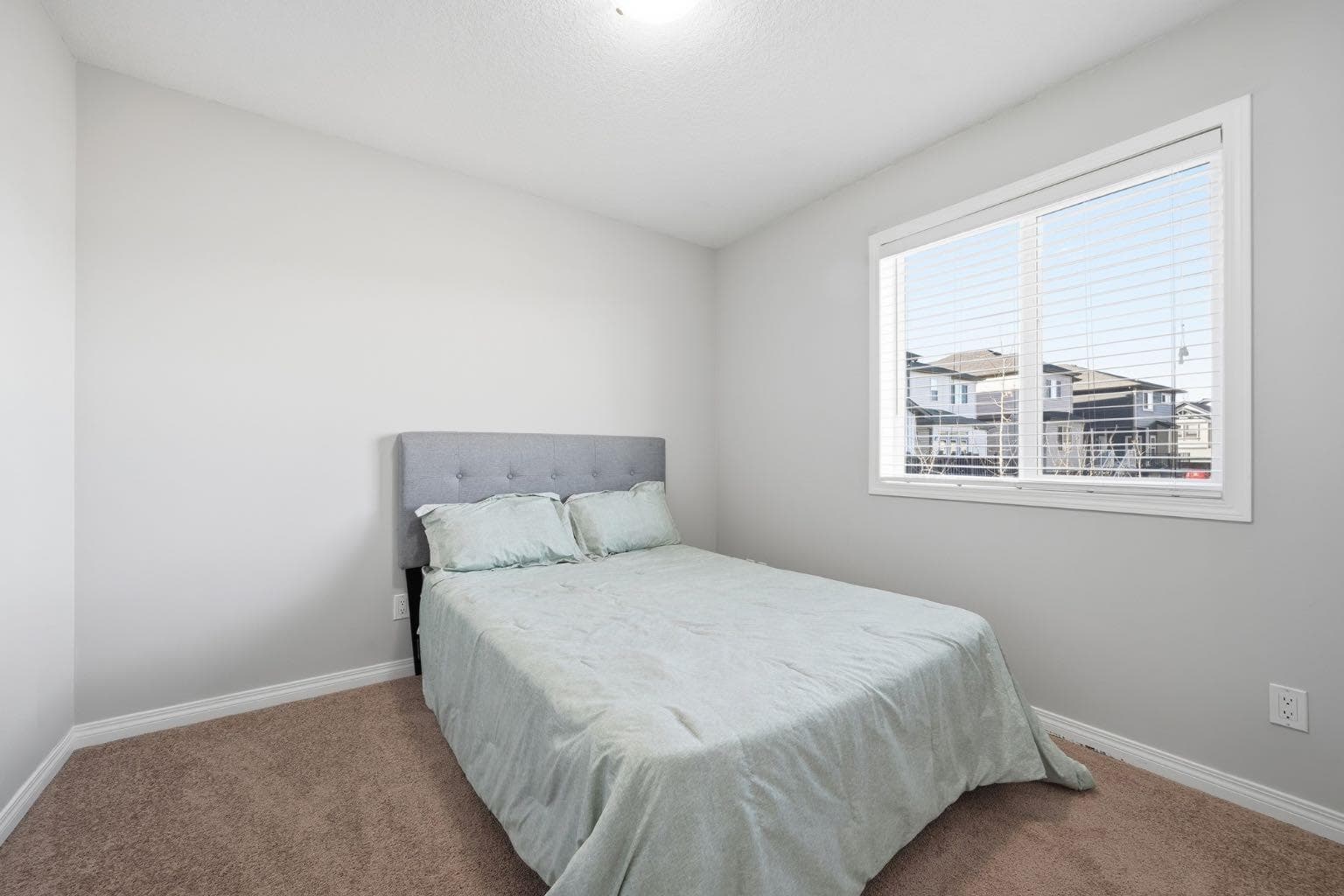 99 Sage Valley Park NW