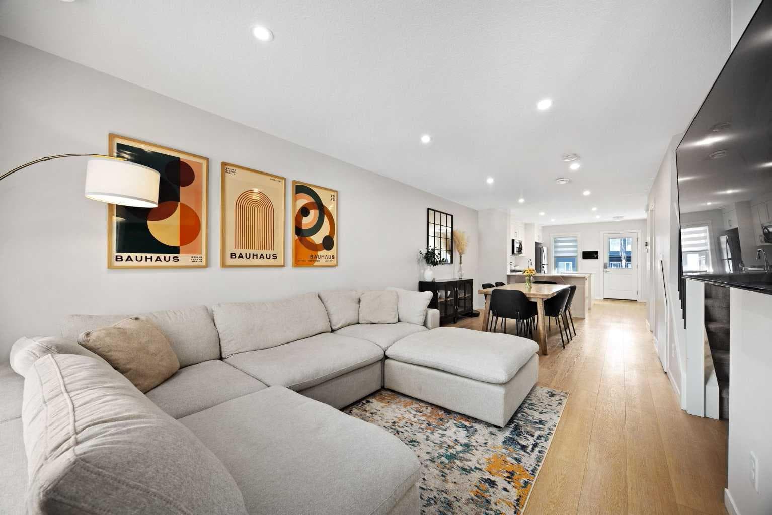 403, 474 Seton Circle SE