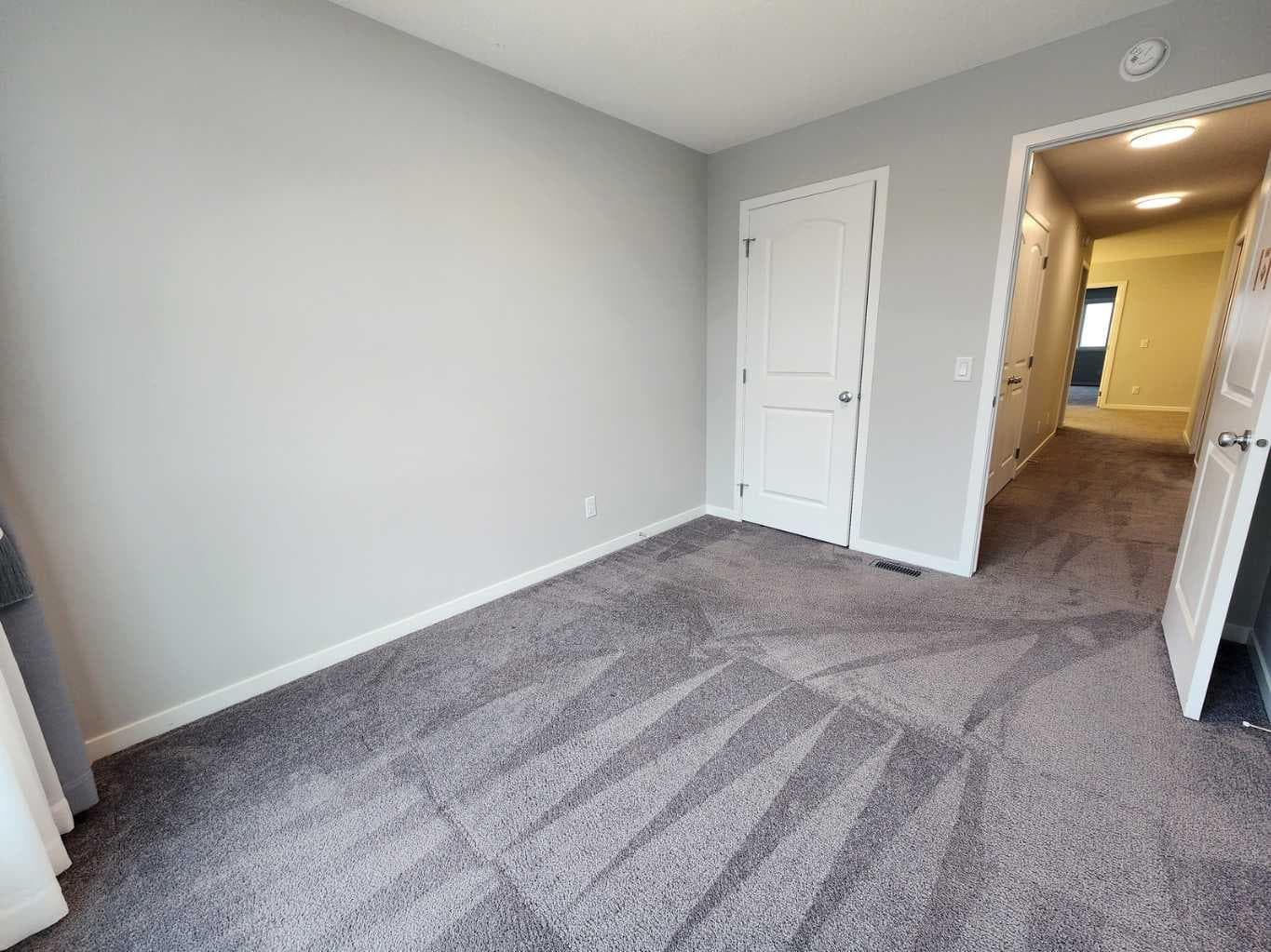 90 Howse Common NE