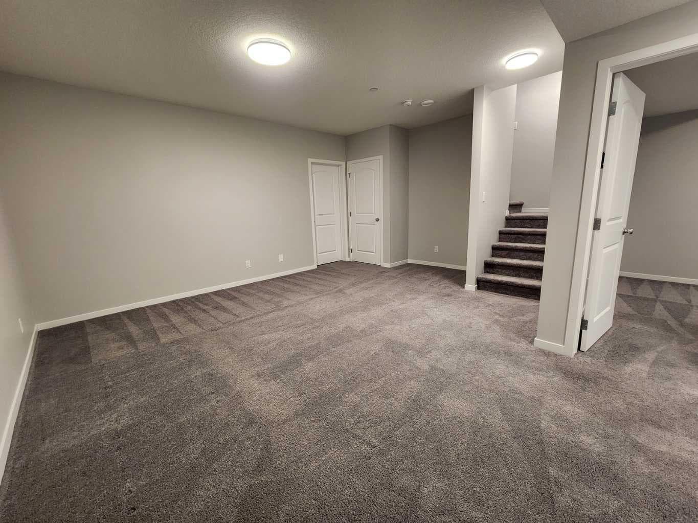 90 Howse Common NE
