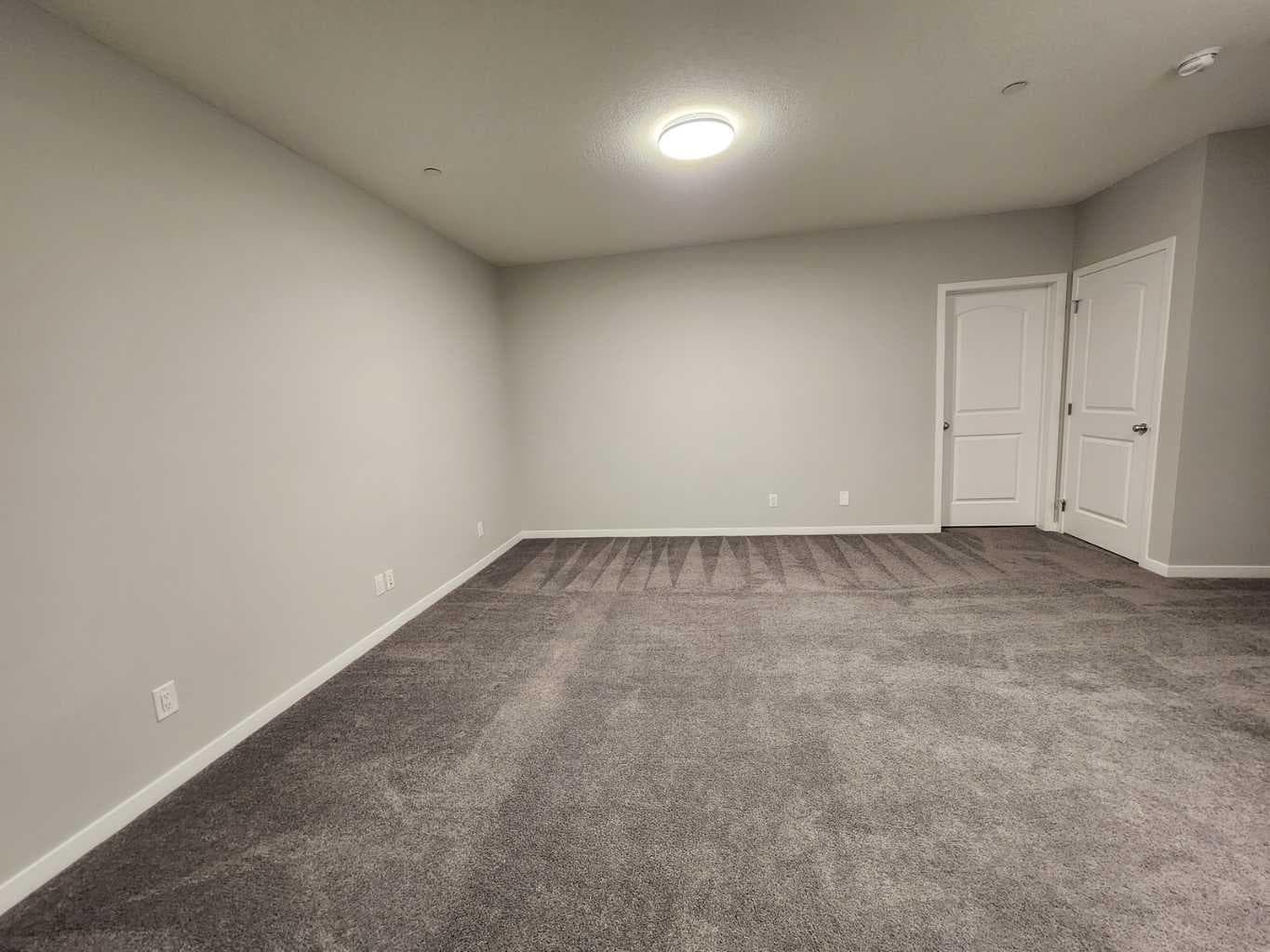 90 Howse Common NE