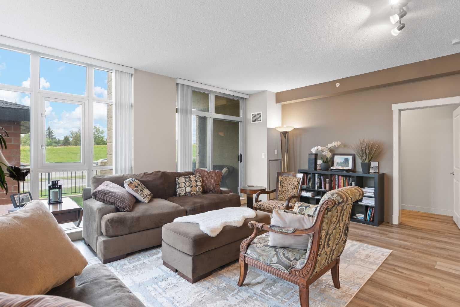 1617, 11811 Lake Fraser Drive SE
