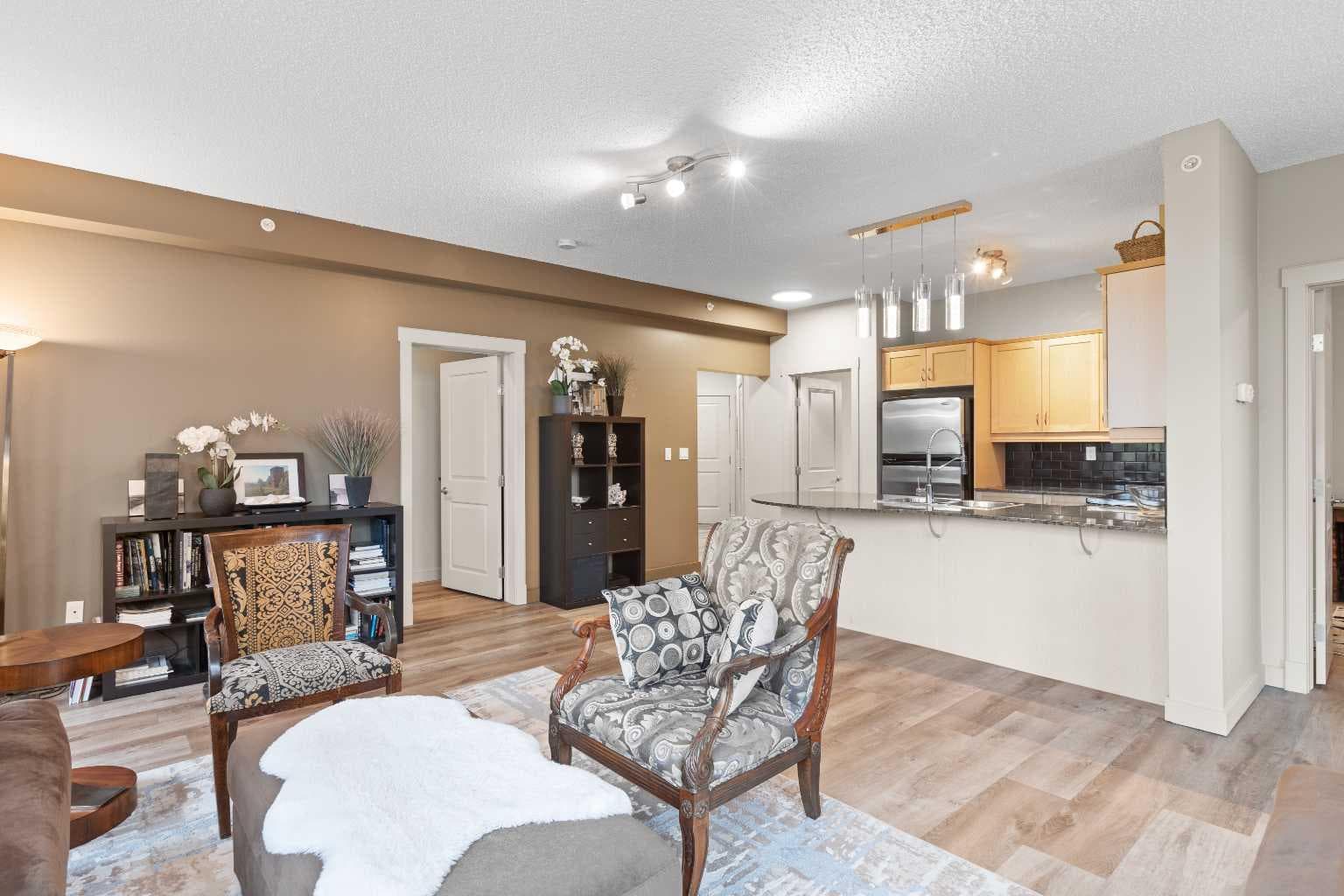1617, 11811 Lake Fraser Drive SE