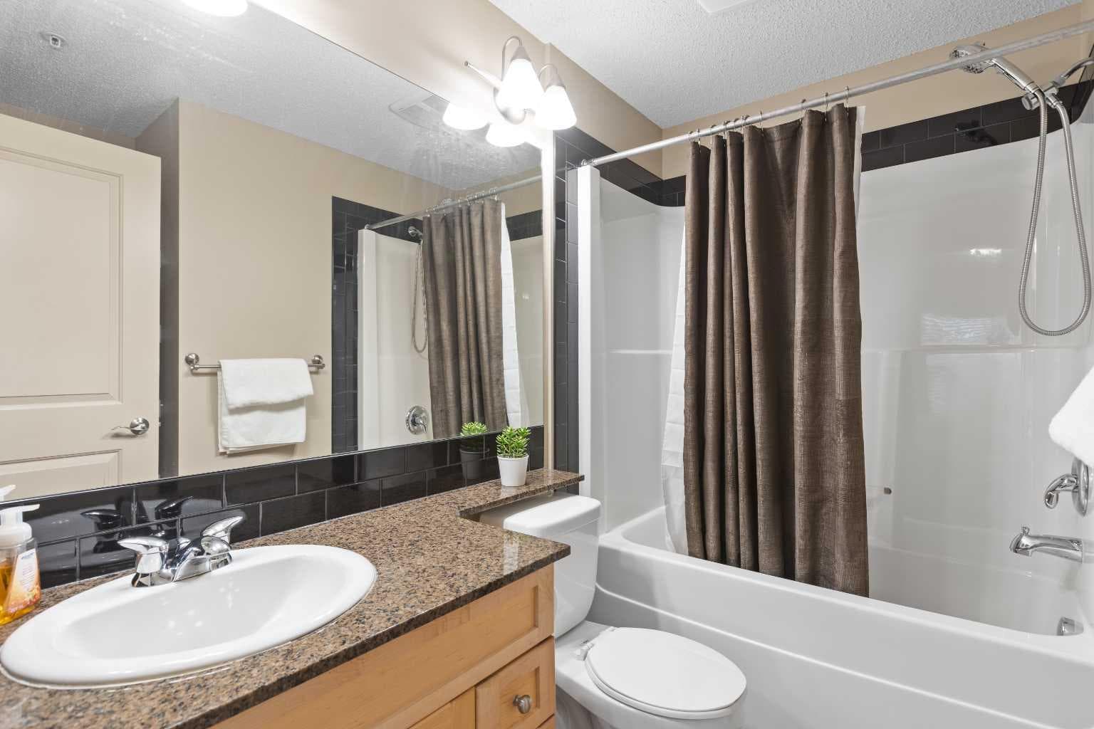 1617, 11811 Lake Fraser Drive SE