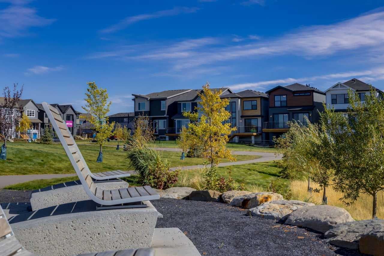 58 Raven Point SE