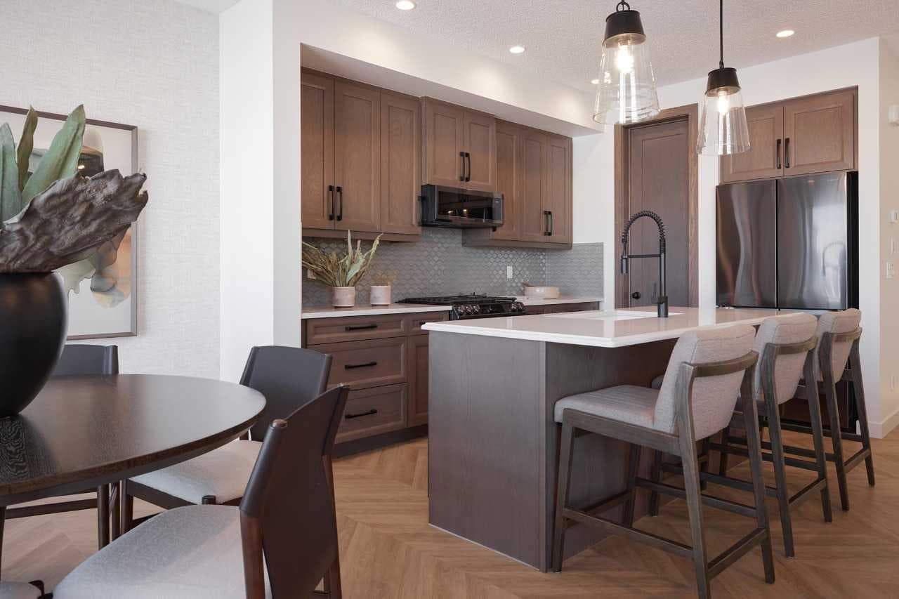 58 Raven Point SE