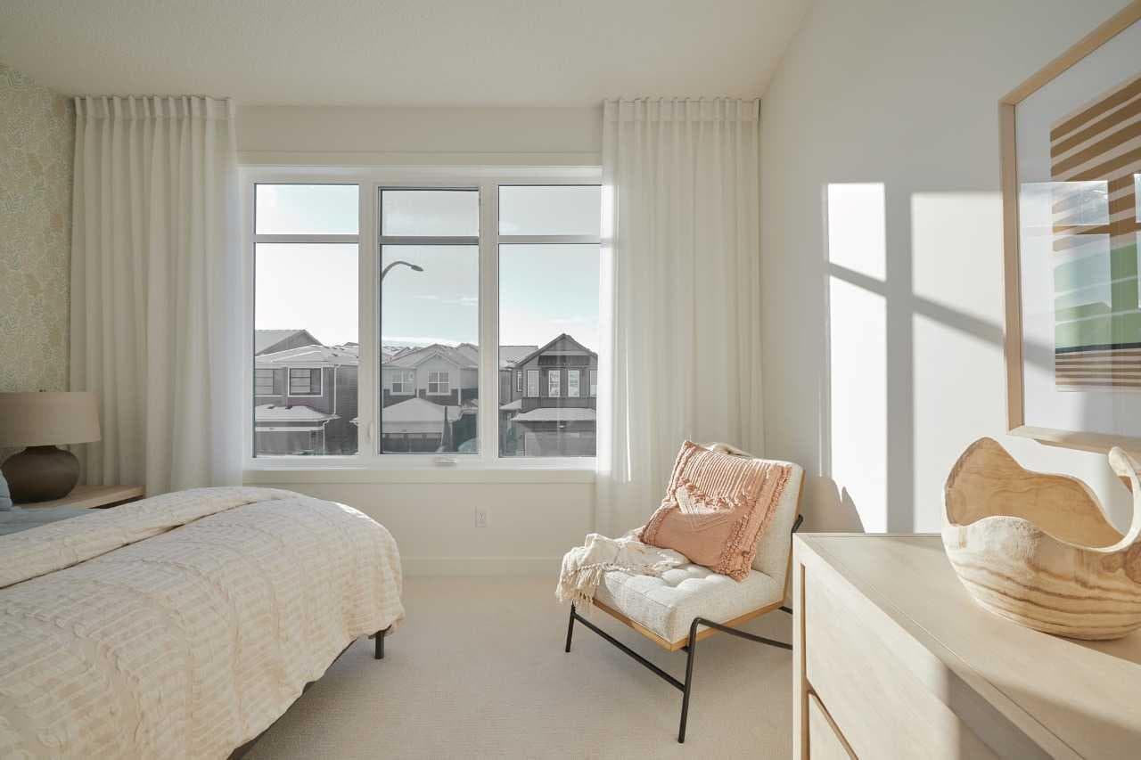 58 Raven Point SE