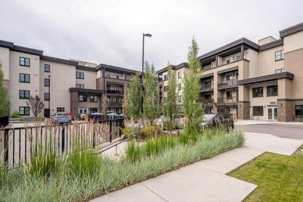 3103, 80 Greenbriar Place NW