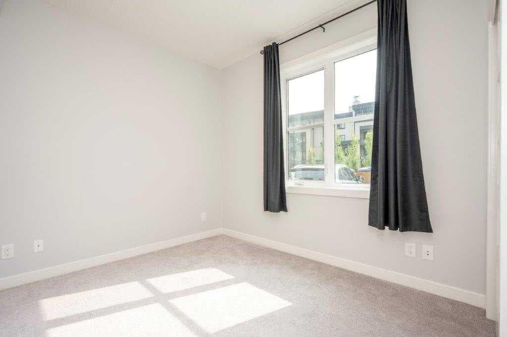 3103, 80 Greenbriar Place NW
