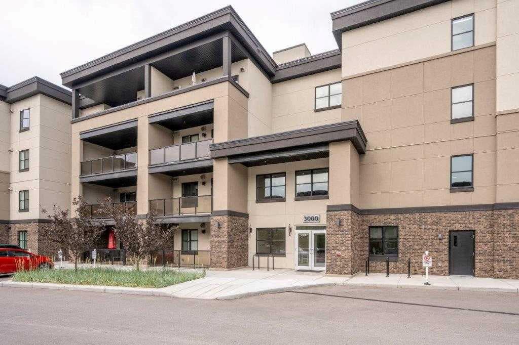 3103, 80 Greenbriar Place NW
