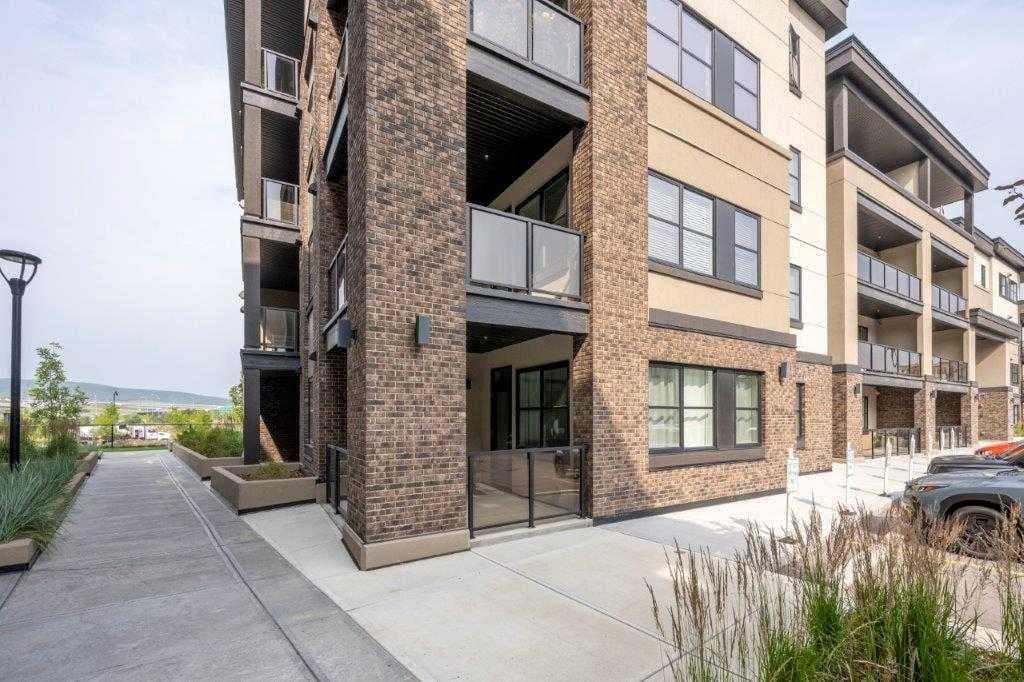 3103, 80 Greenbriar Place NW
