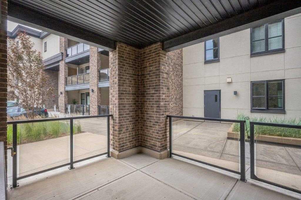 3103, 80 Greenbriar Place NW