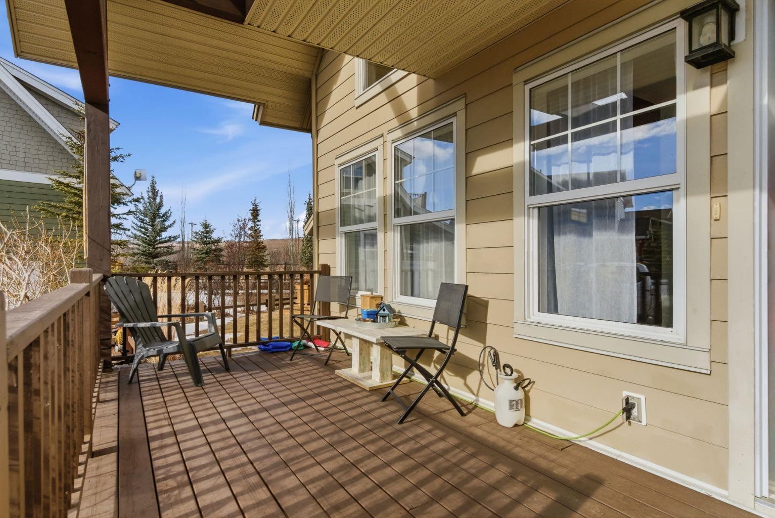 212 Cottageclub Crescent 