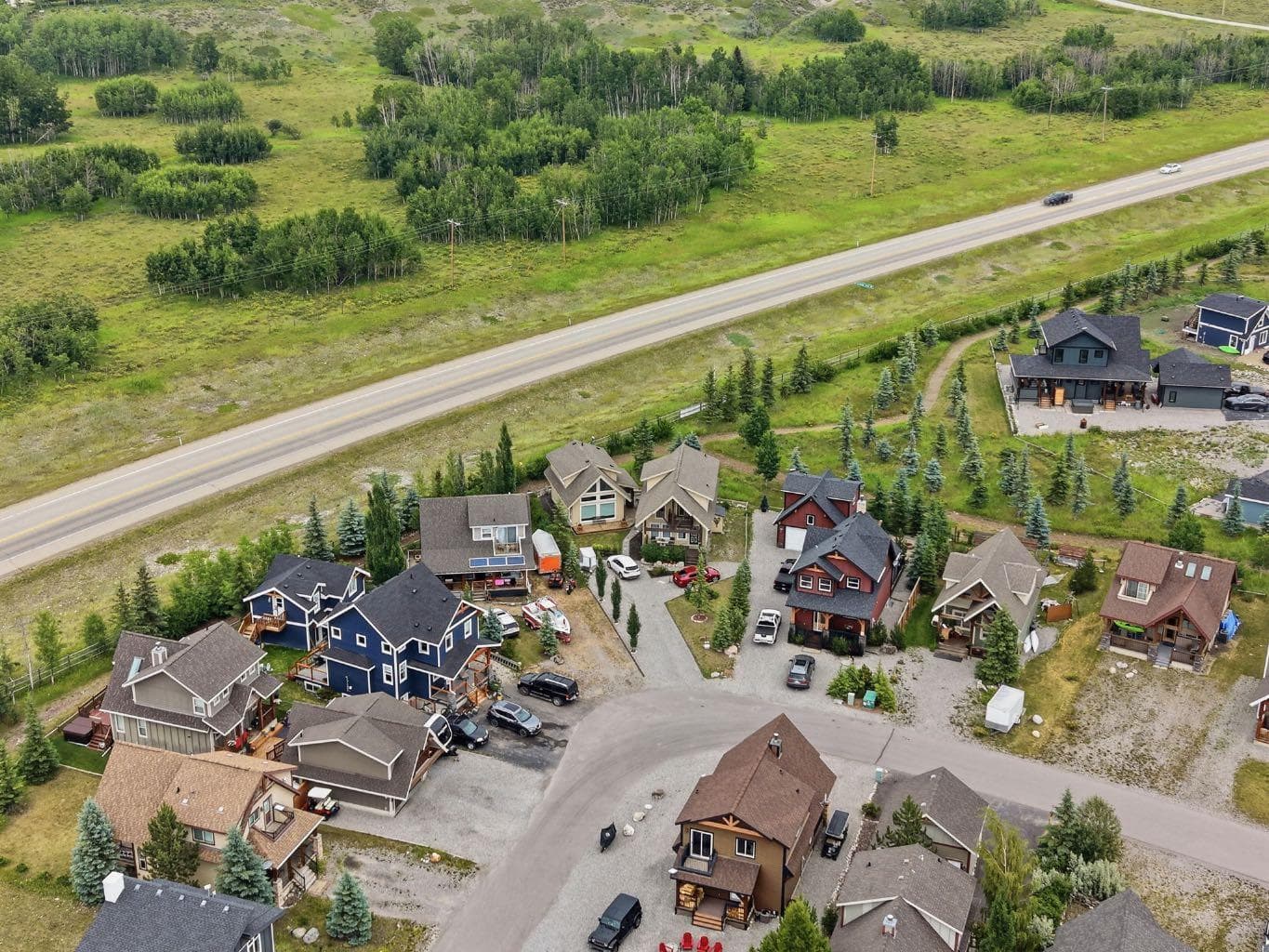 212 Cottageclub Crescent 