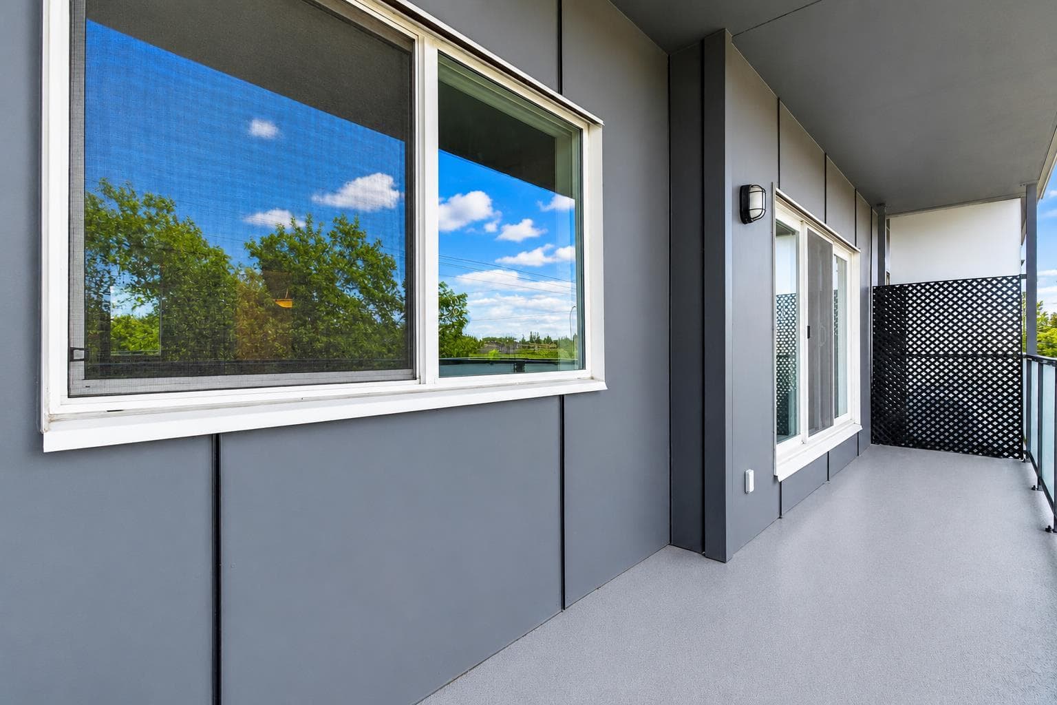 303, 333 Garry Crescent NE