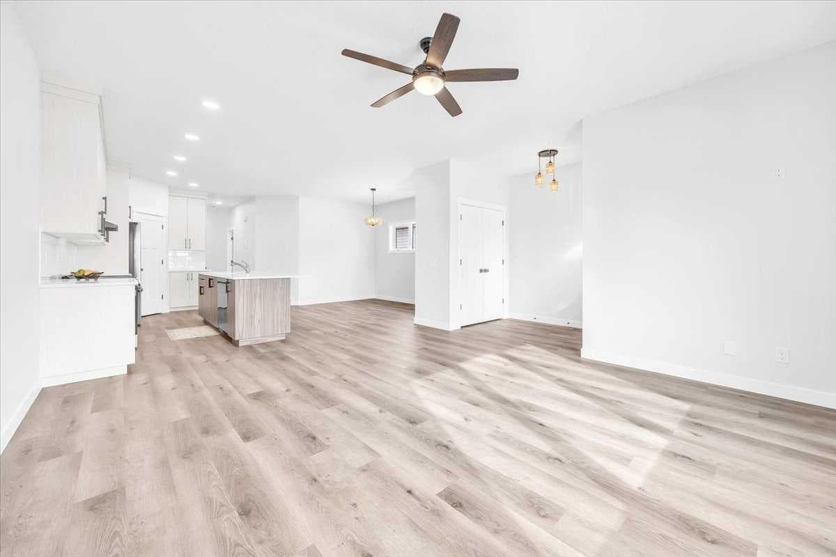 1014 Limit Avenue 