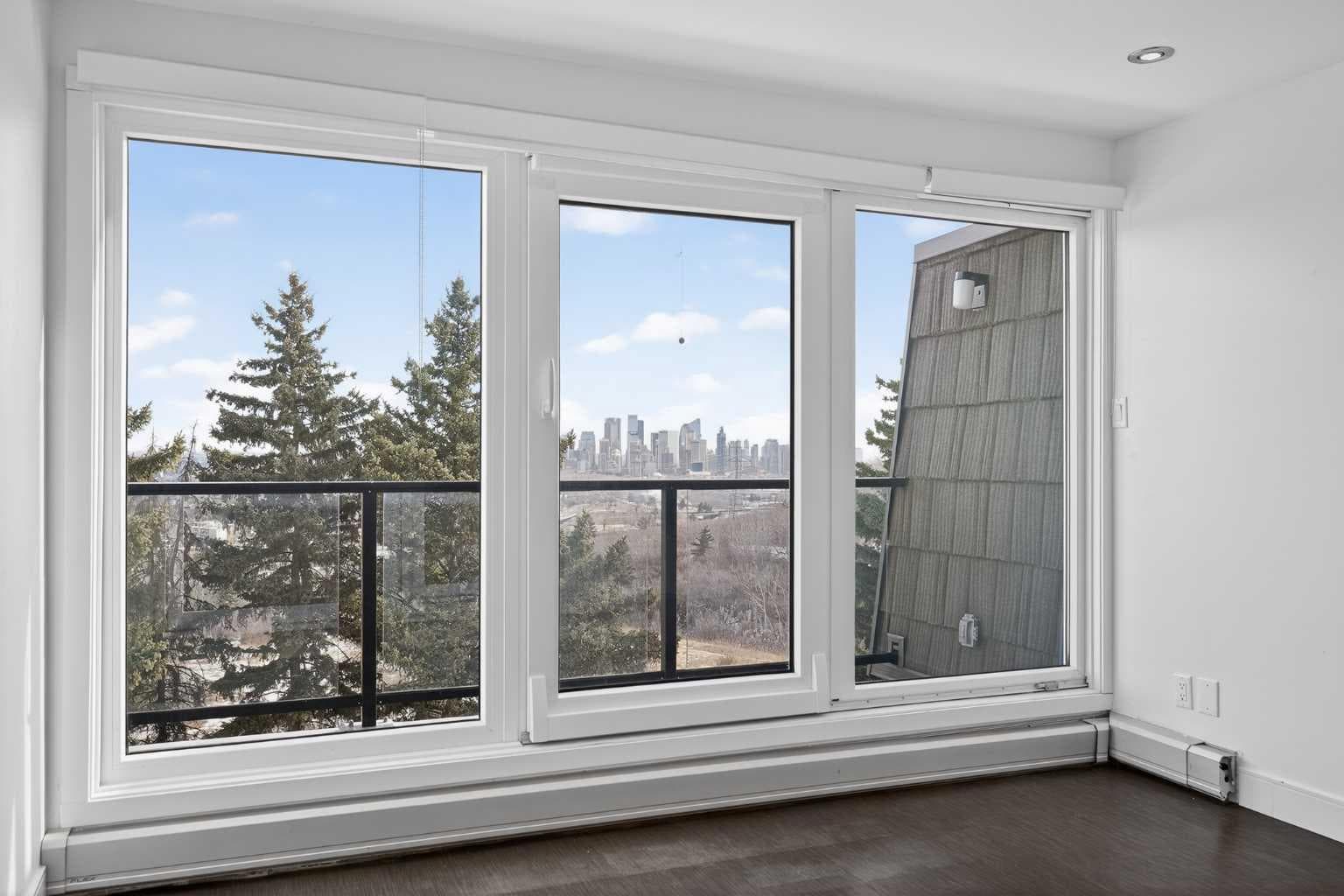 304, 512 Cedar Crescent SW