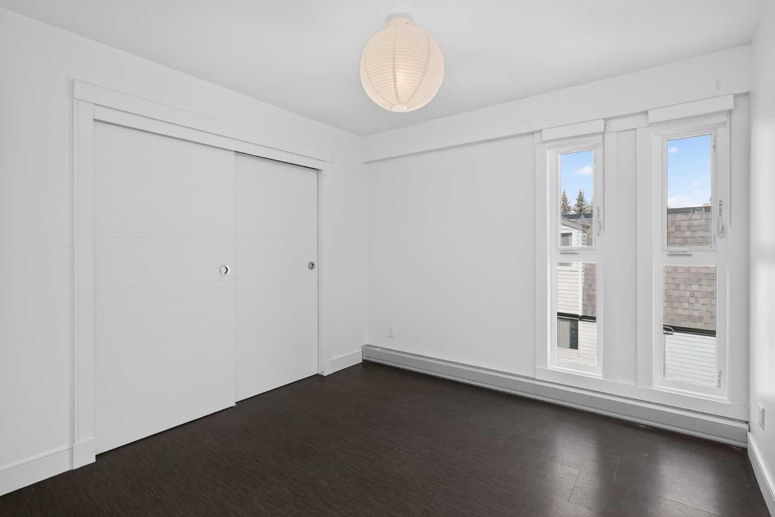 304, 512 Cedar Crescent SW