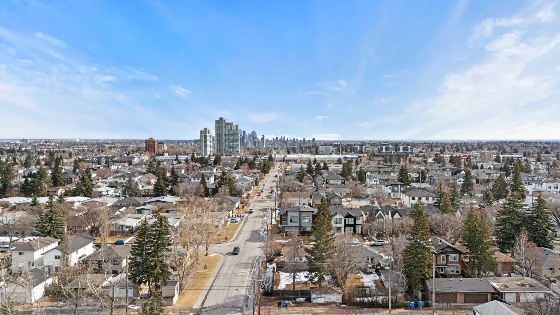 1403 43 Street SW