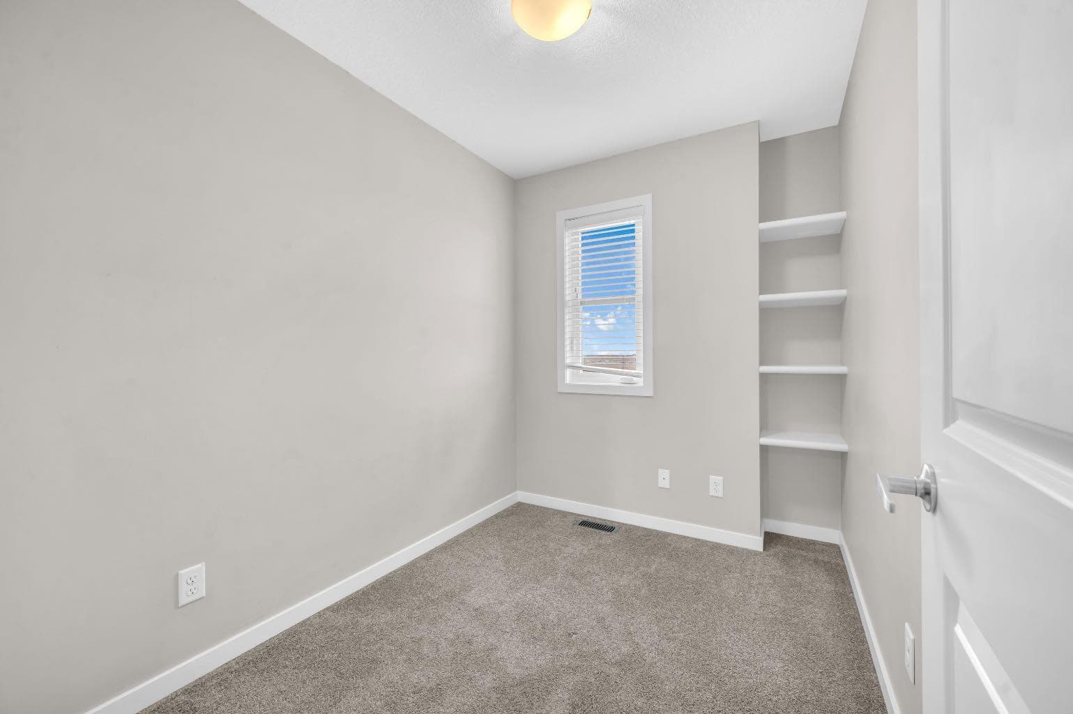 50 Copperstone Common SE