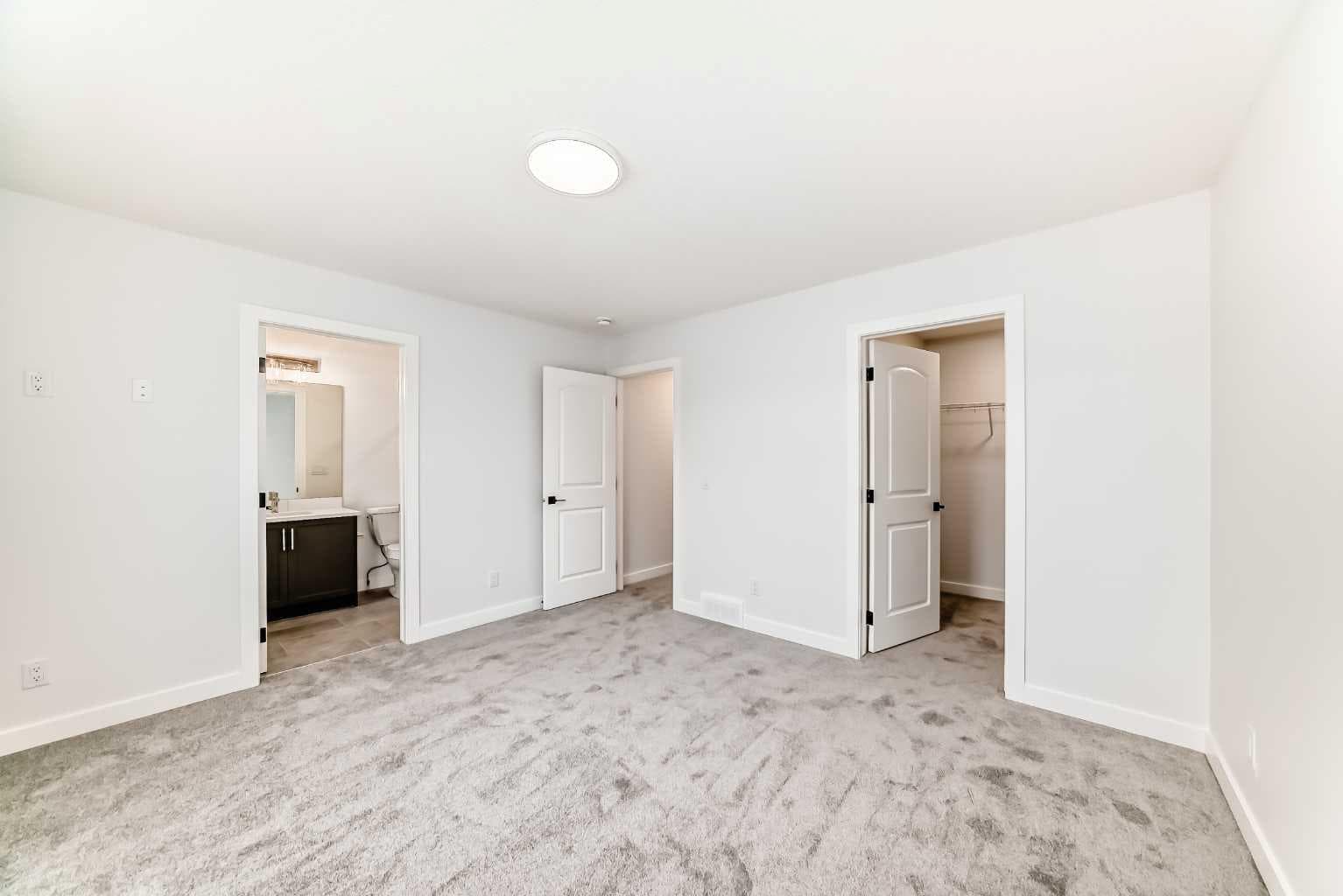 48 Monarch Bend 