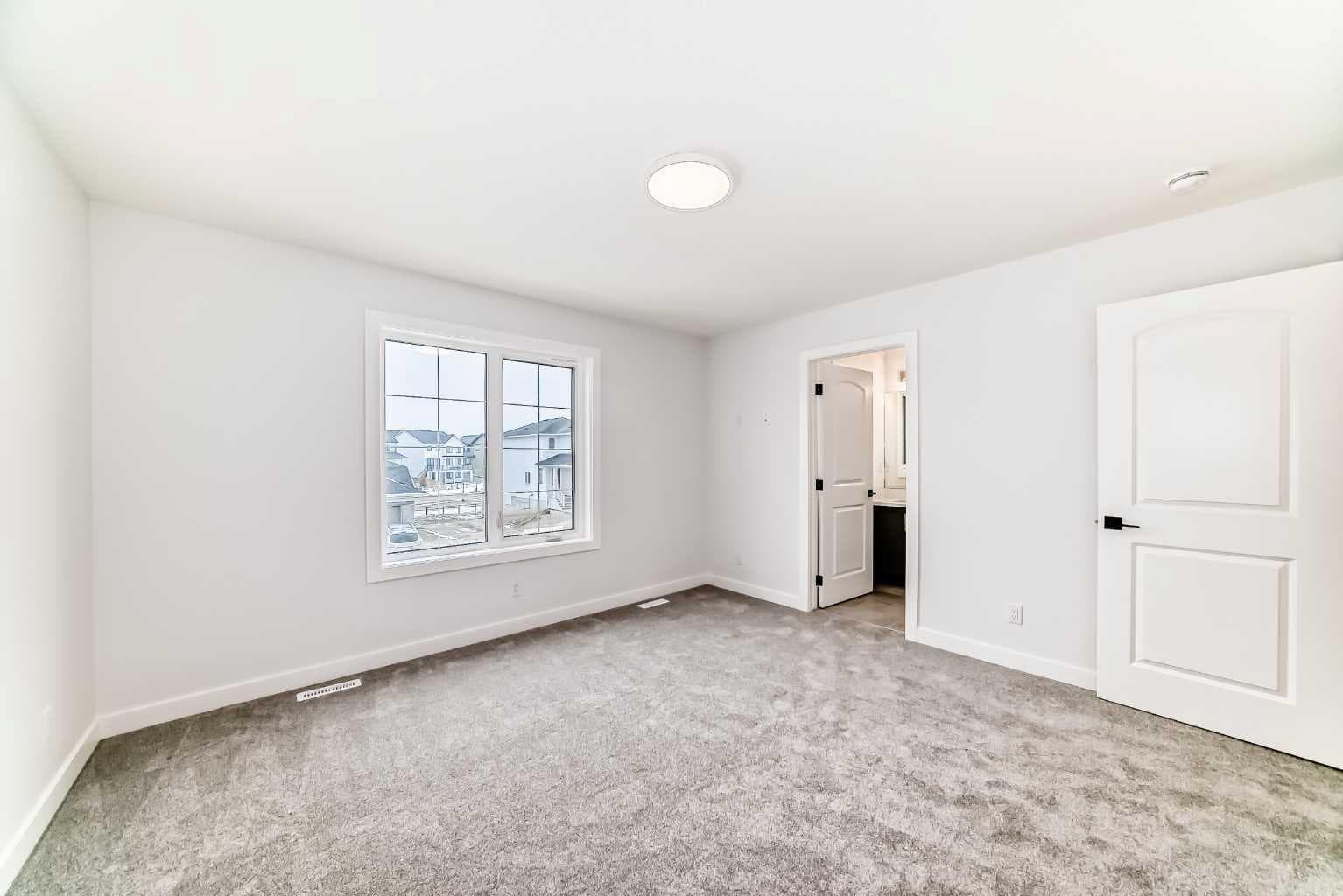 48 Monarch Bend 