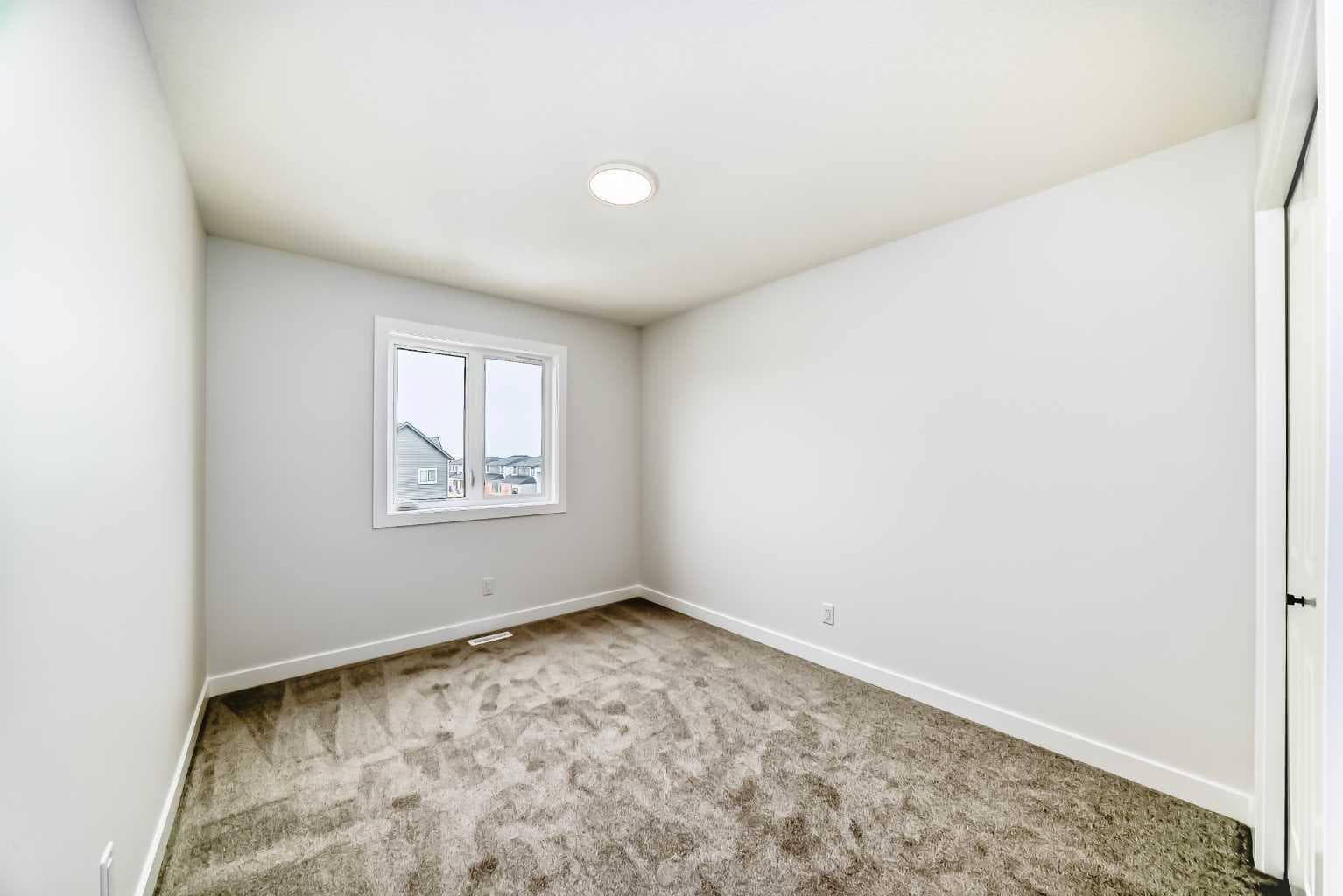 48 Monarch Bend 