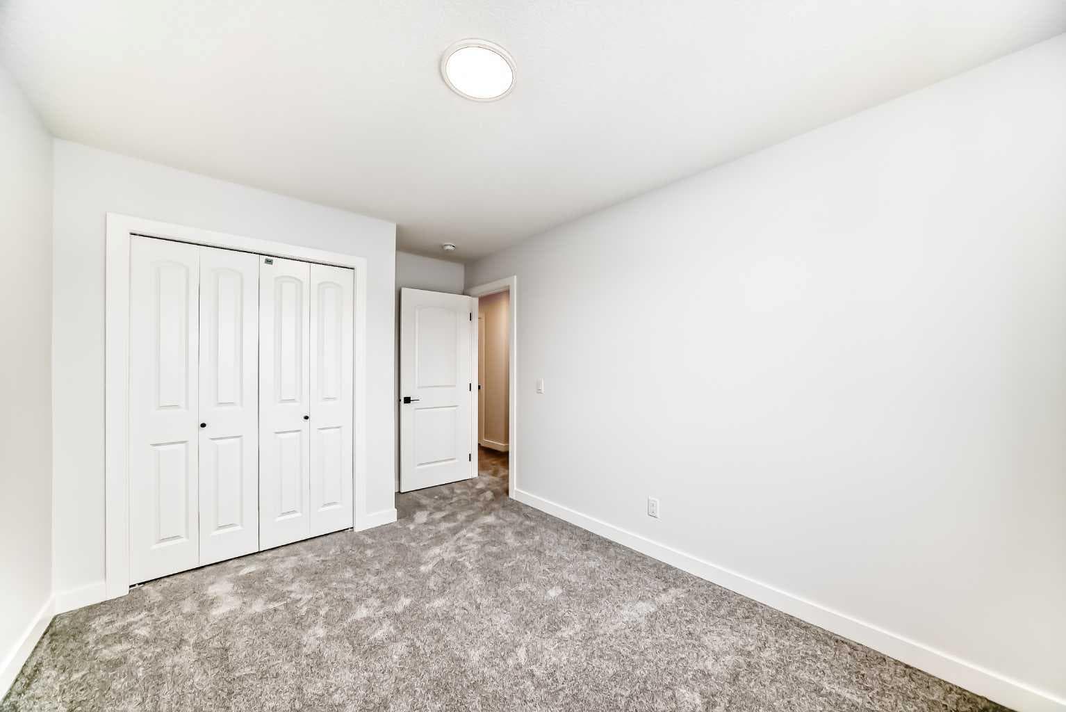 48 Monarch Bend 