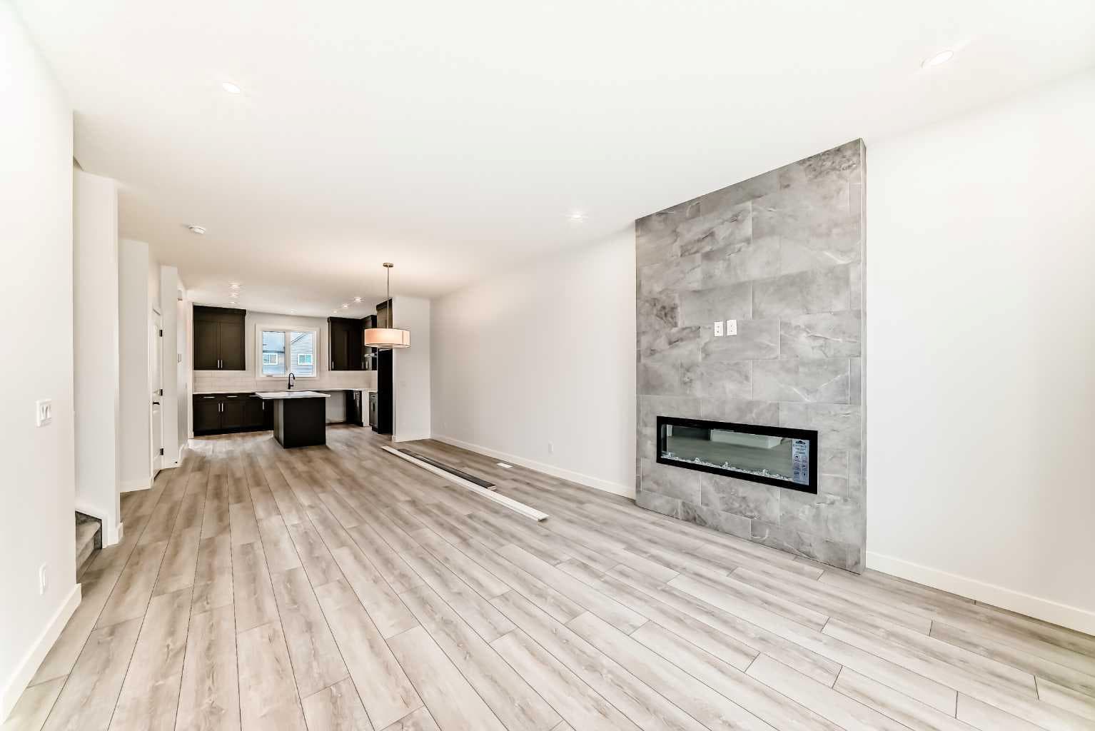48 Monarch Bend 