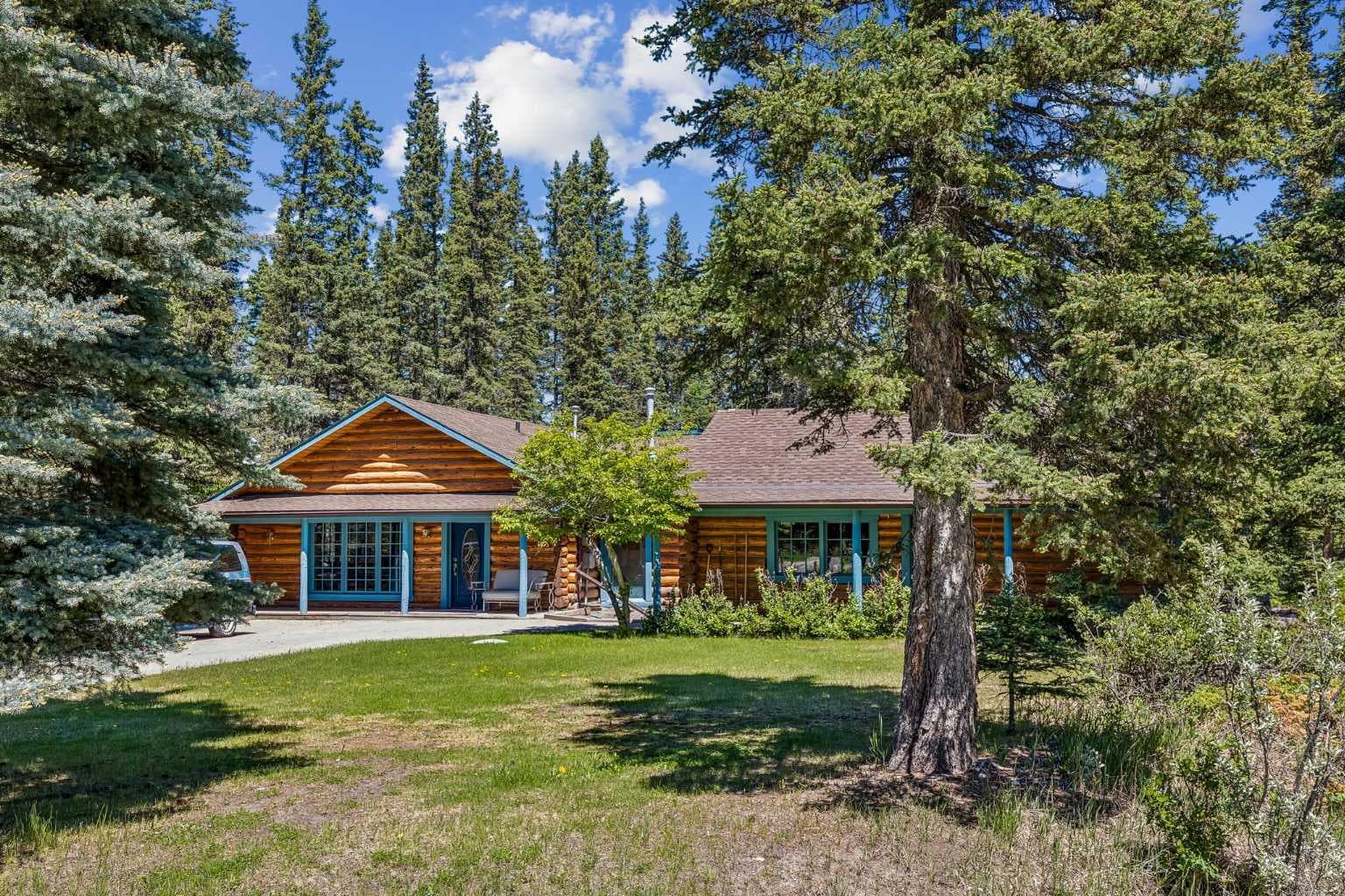 4 Pine Avenue 