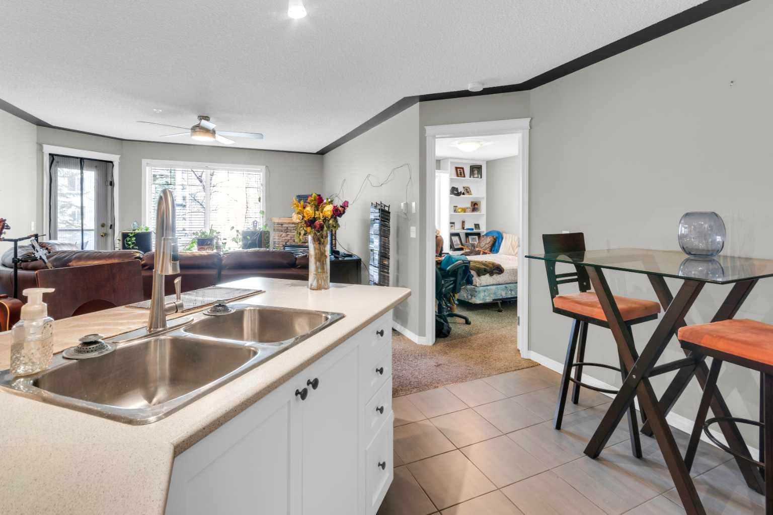 203, 345 Rocky Vista Park NW