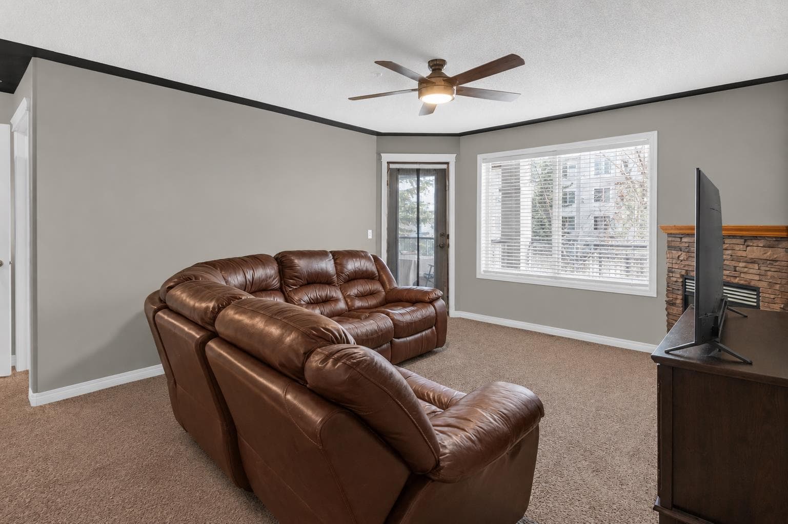 203, 345 Rocky Vista Park NW