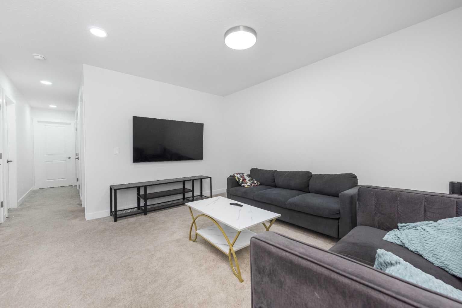 308 Sora Terrace SE
