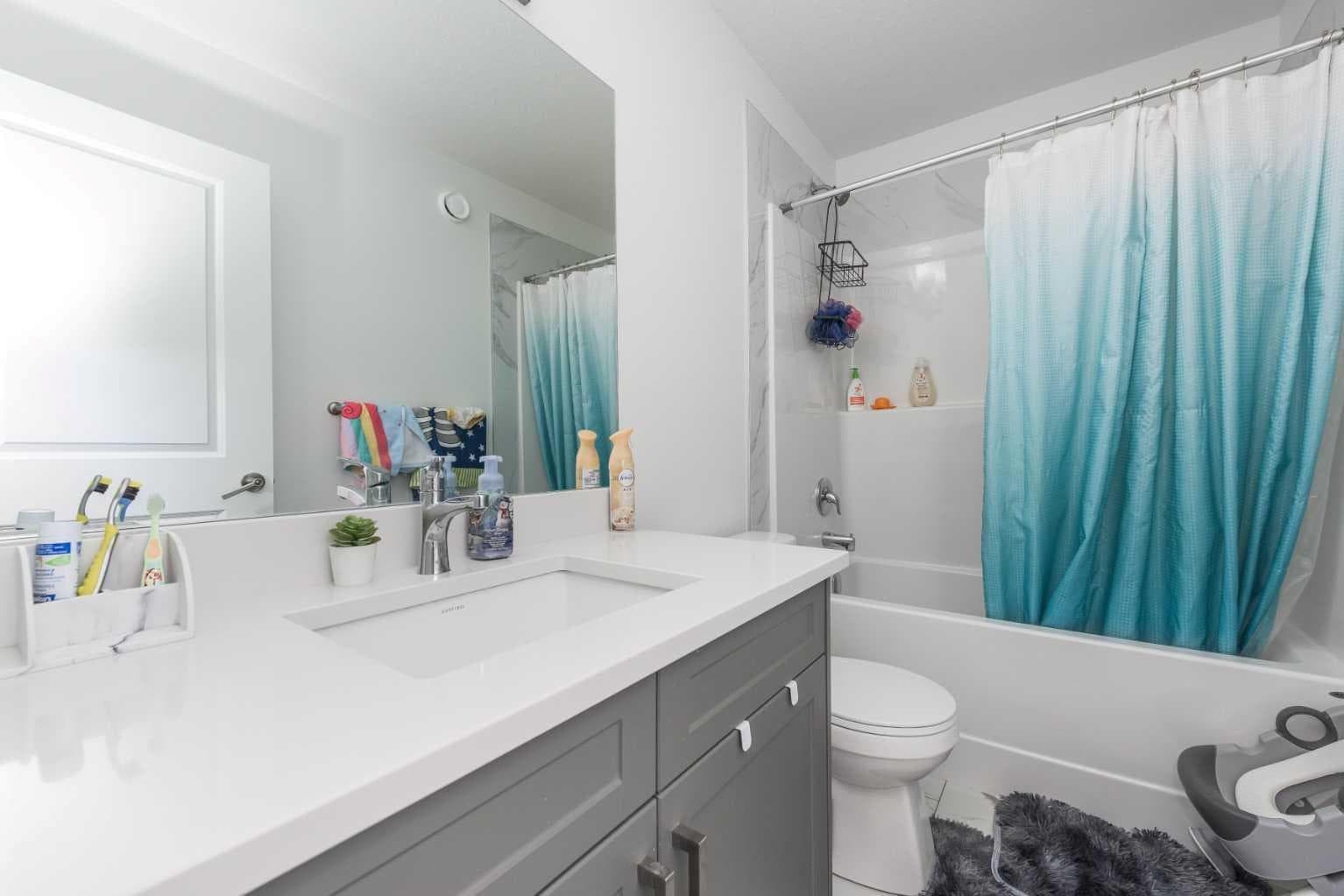 308 Sora Terrace SE