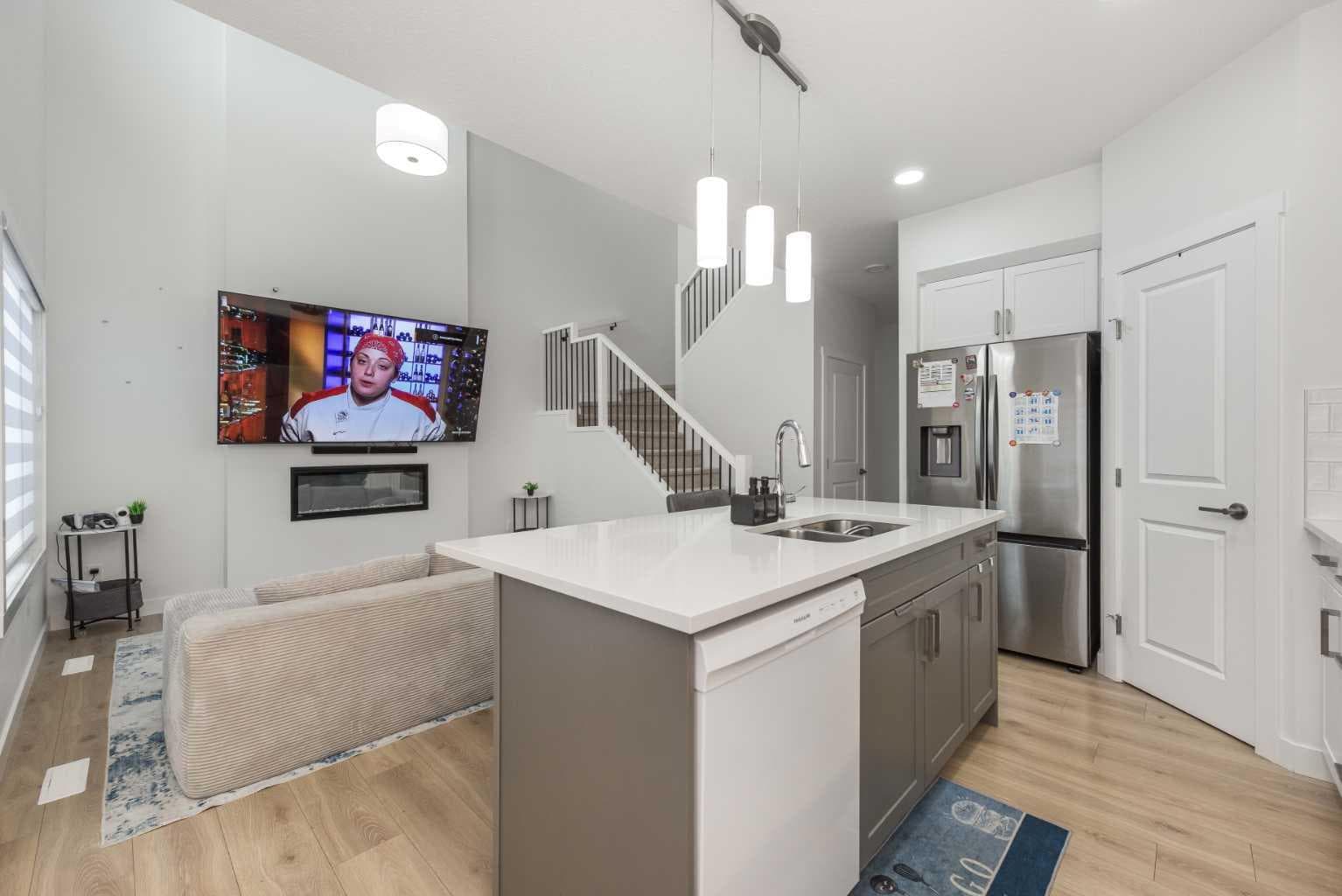 308 Sora Terrace SE