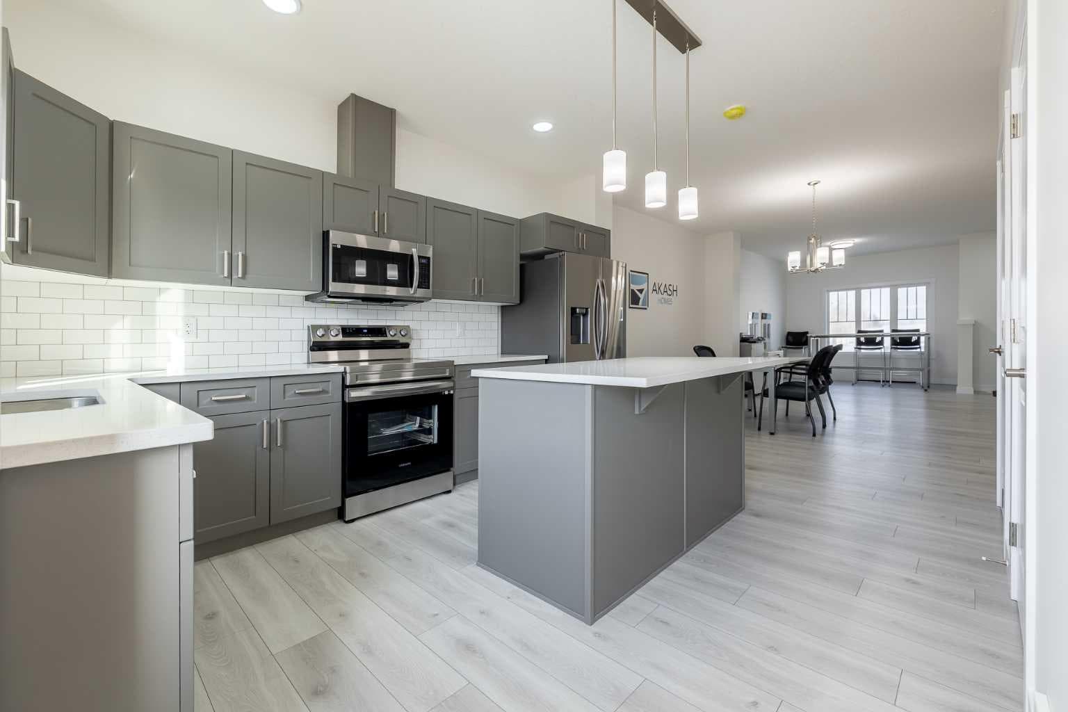 713 Clearview Green 
