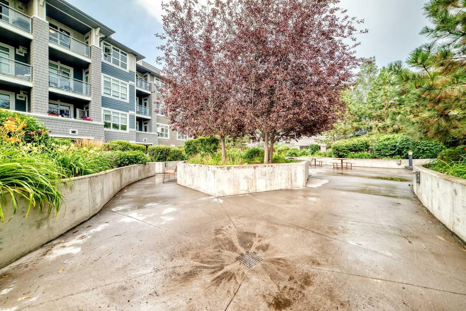 426, 25 Auburn Meadows Avenue SE