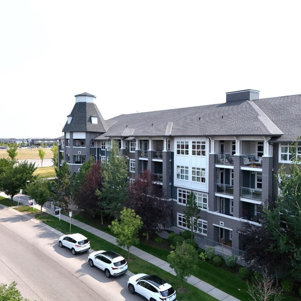 426, 25 Auburn Meadows Avenue SE