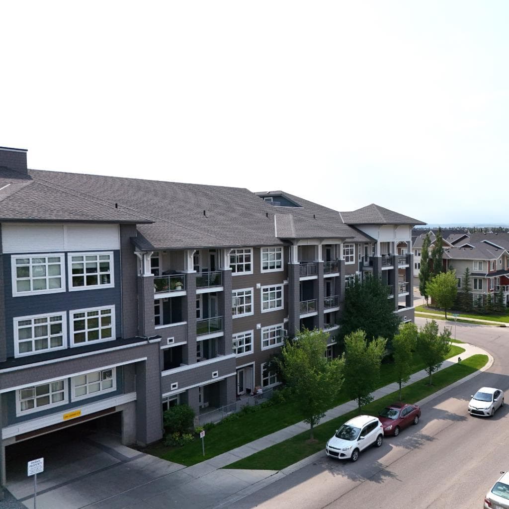 426, 25 Auburn Meadows Avenue SE