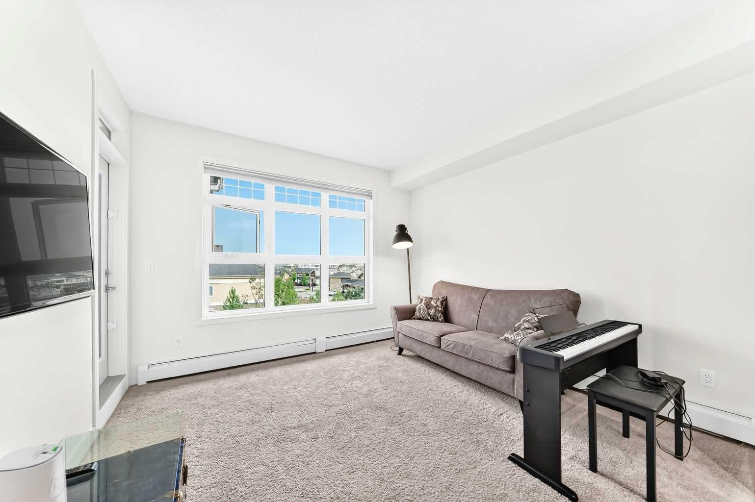 426, 25 Auburn Meadows Avenue SE
