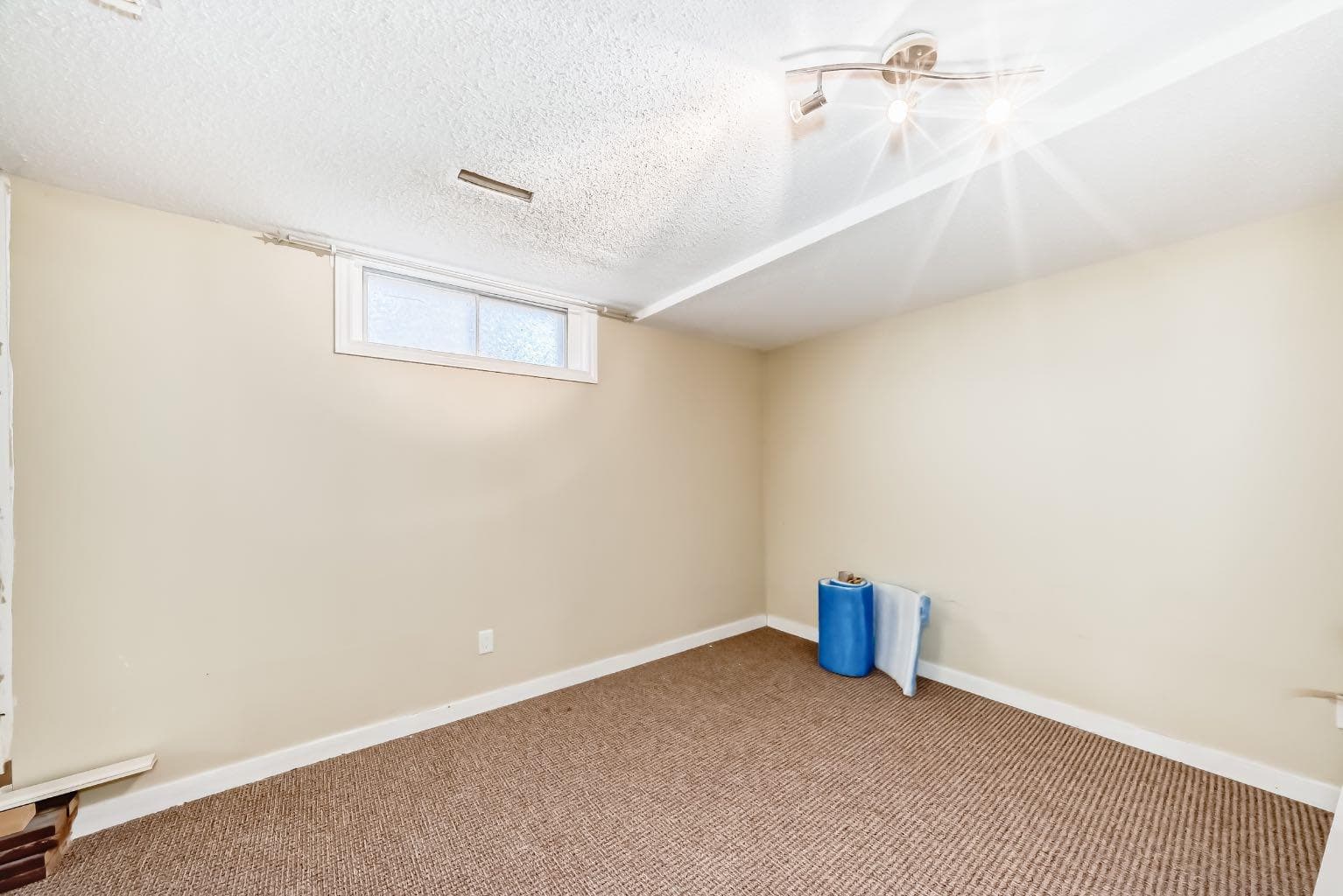 247 Bracewood Road SW