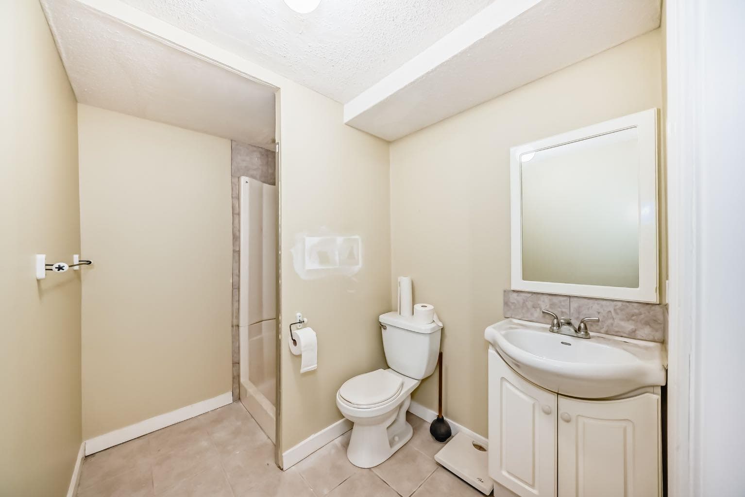 247 Bracewood Road SW