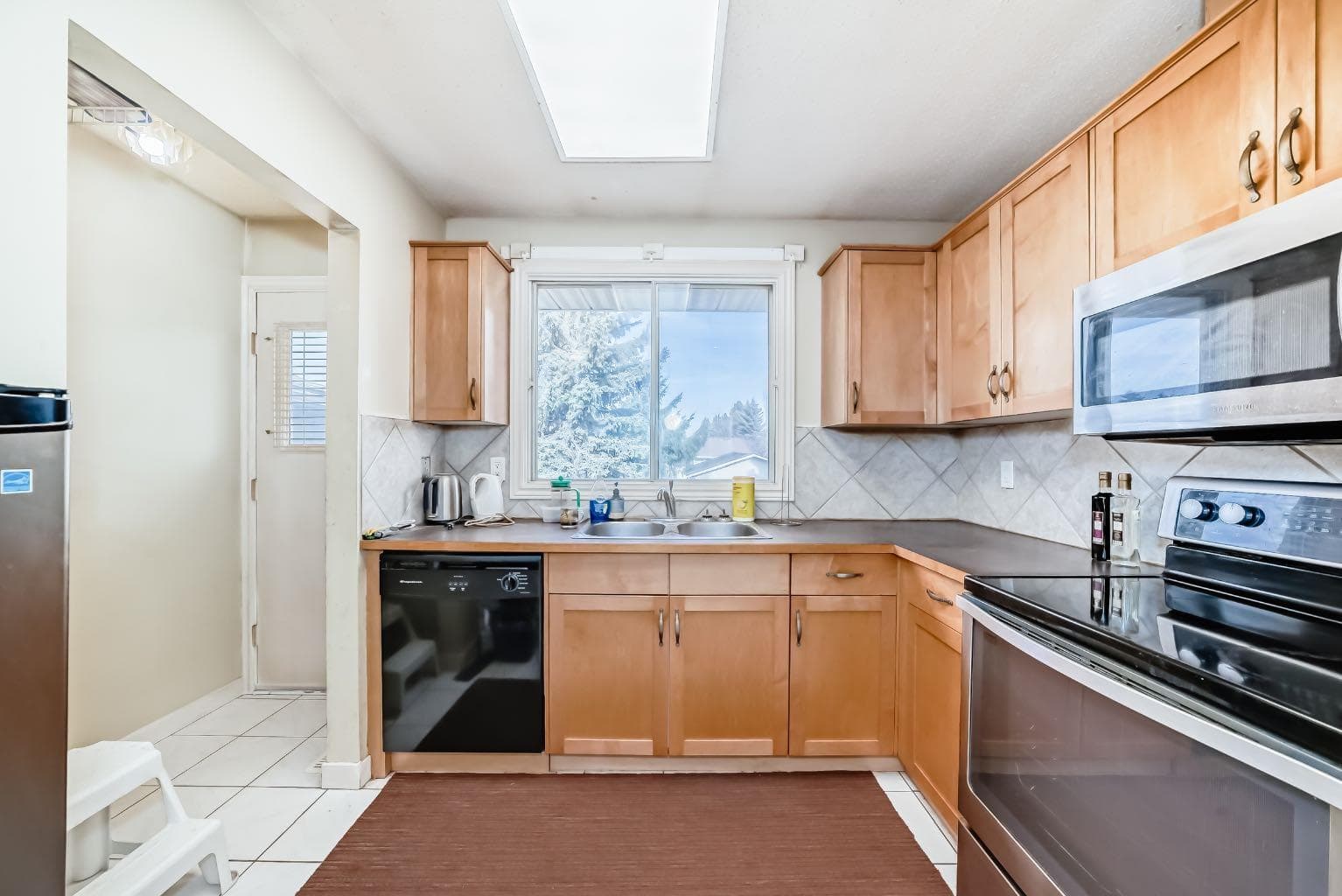 247 Bracewood Road SW