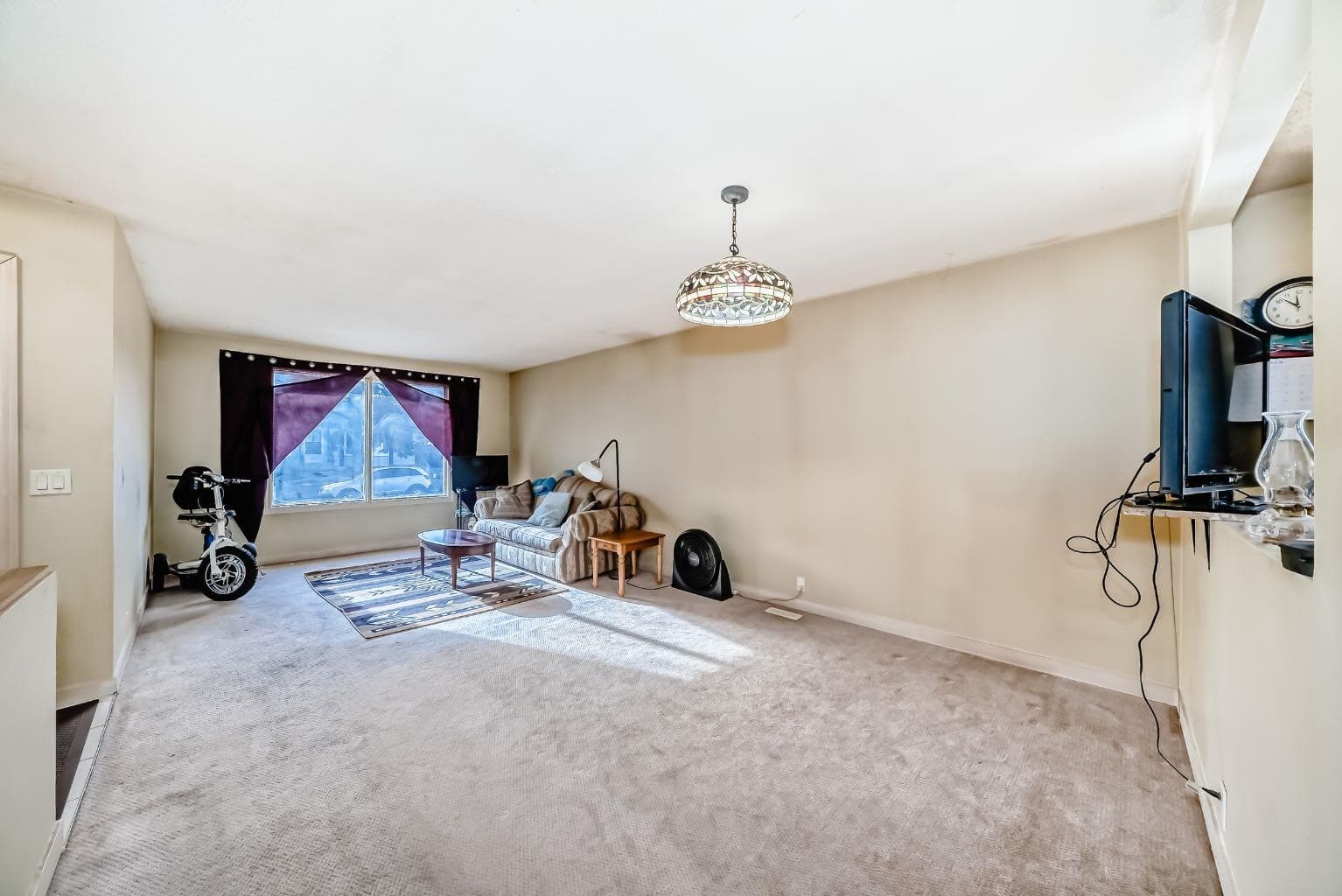 247 Bracewood Road SW