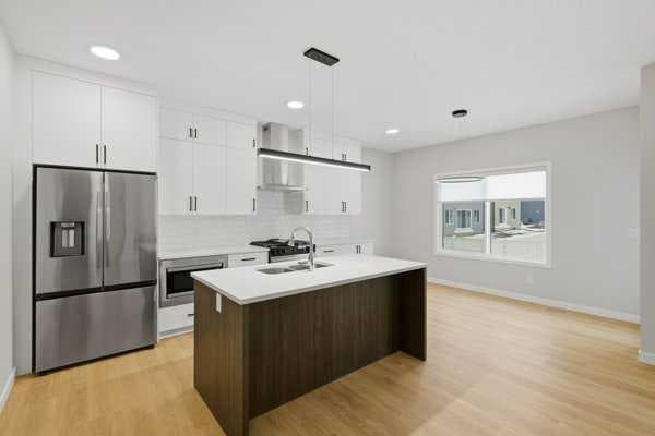 9 Bayview Mews SW