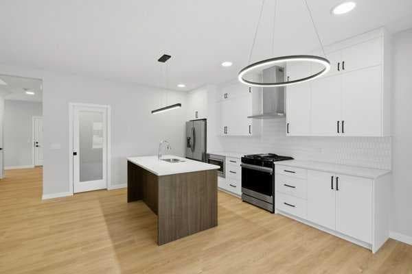 9 Bayview Mews SW