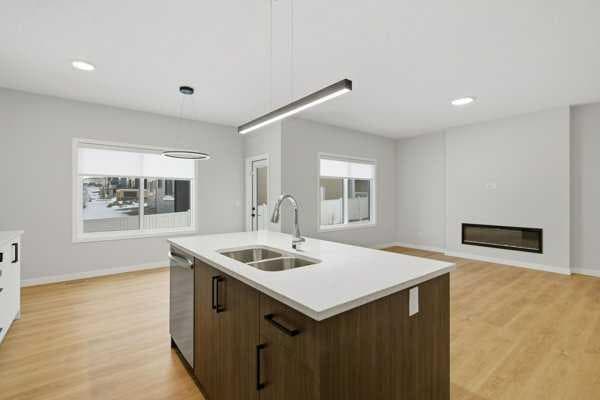 9 Bayview Mews SW