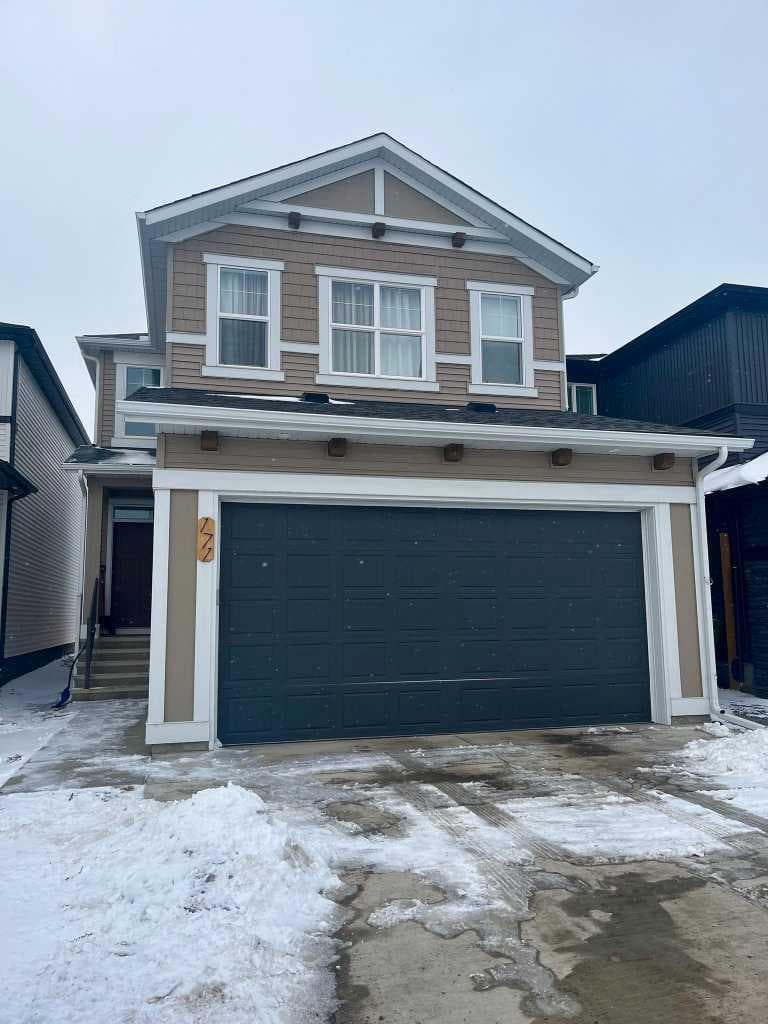 171 Hotchkiss Manor SE