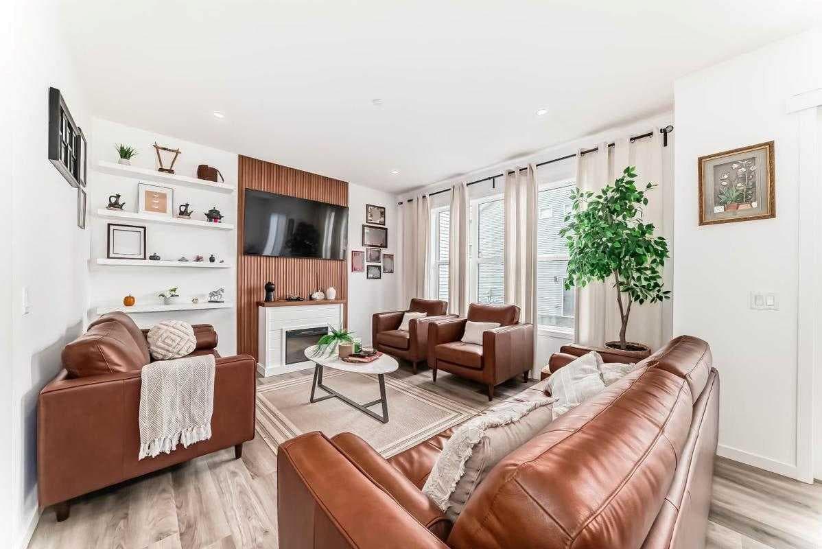 171 Hotchkiss Manor SE